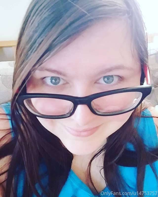 You know you can't resist when I bat My baby blues at you!