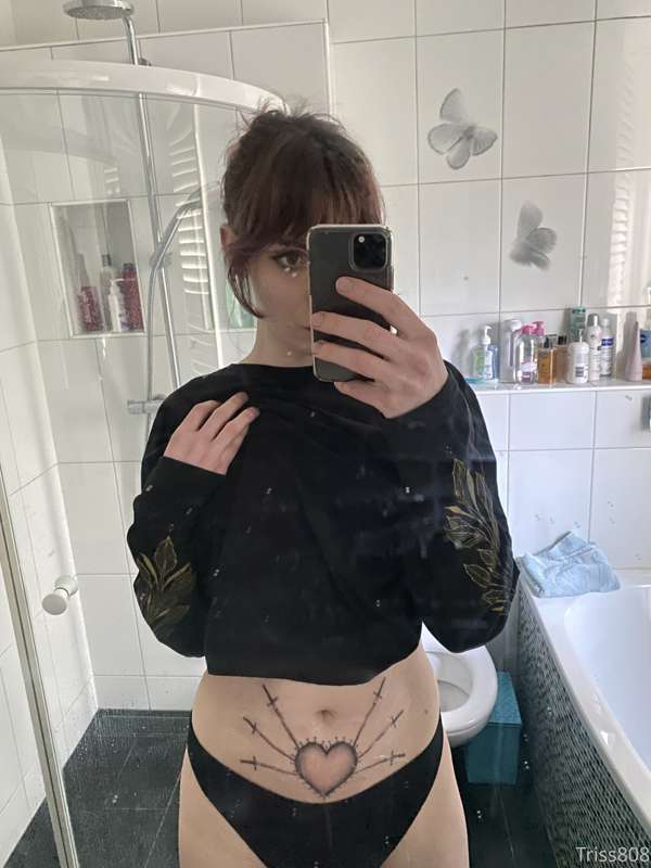 Hi! :3

Just wanted to share my new tattoo before I go sleep..