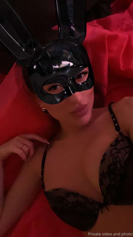 Lick my titts and grab them ♥️🍒