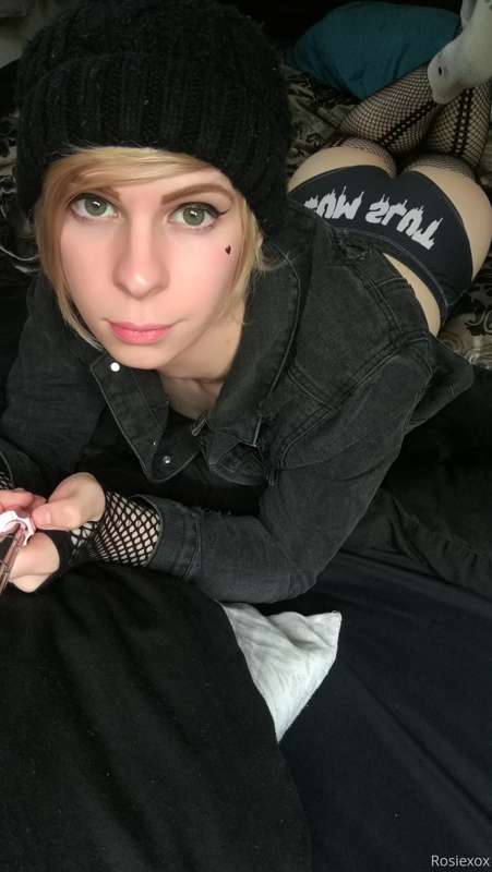 Cum slut 5/? x lotta Selfie