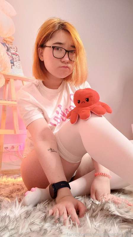 Your_Peachy_Girl - Fansly - 14 Dec, 2024