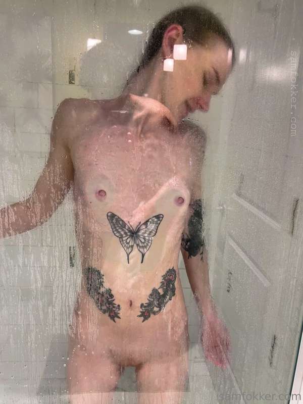 Want to unwind with me in a *long,* **HOT** shower? 🥵