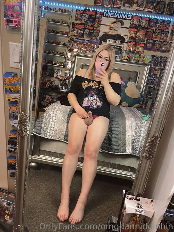 Who missed this geeky cock? 💙🤓 4