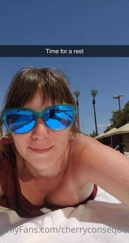 Throwback Thursday..who wants to be at the pool with me...