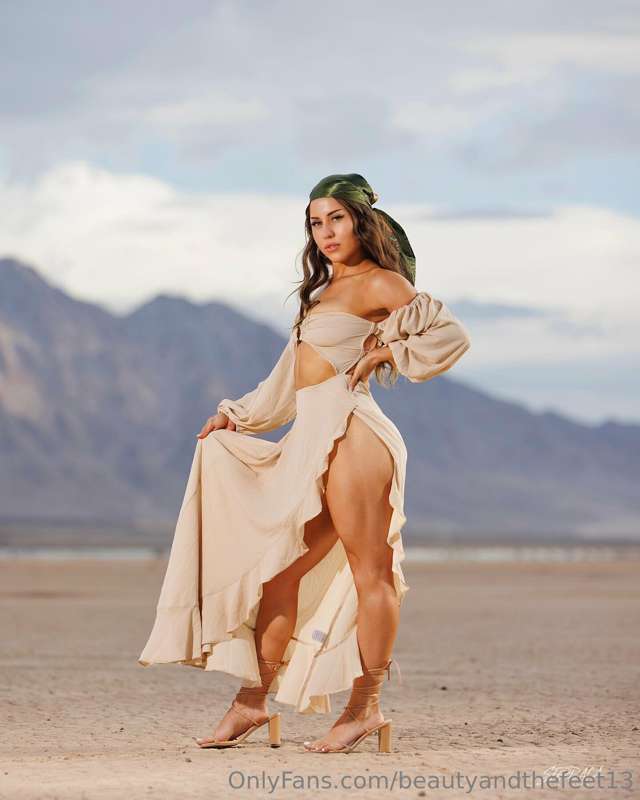 My feet were a little dry from the desert. If you were here .. 1