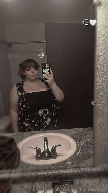 New dress to get fucked in😏✌🏻 11