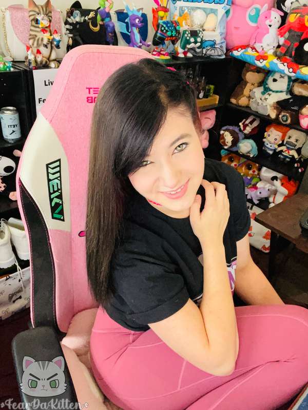 Daddy, stream time in 30 minutes... come by and say Haii? Pw..