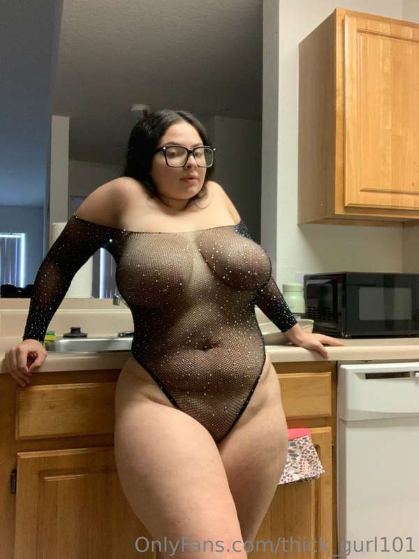 Keep swiping like my outfit ? 8