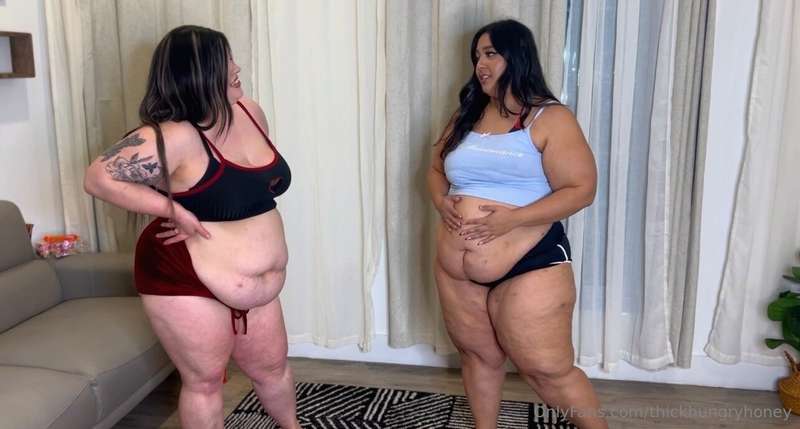 Two hot fatties stretching is definitely better than one 🥵🐽 4