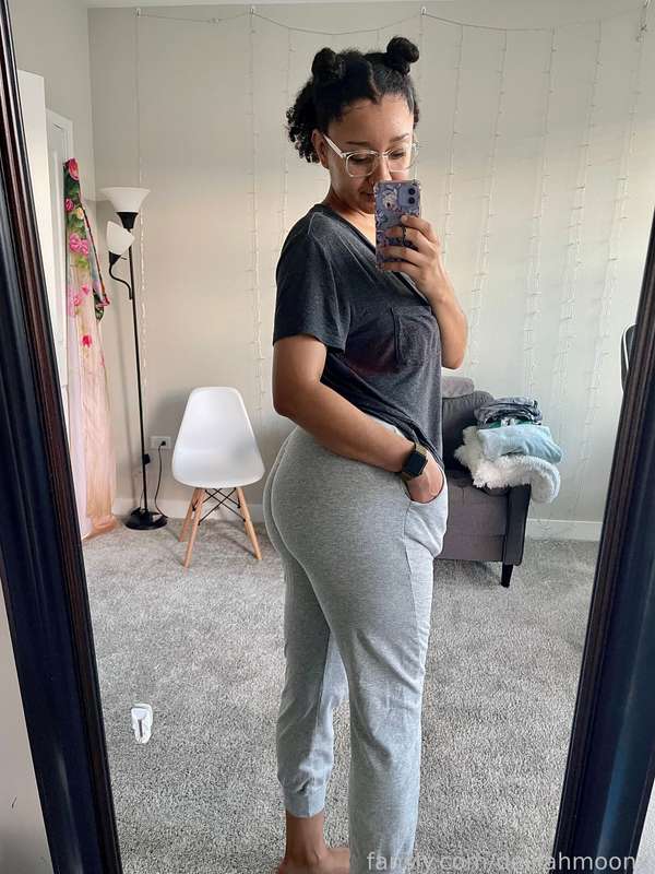 Delilahmoonx - Fansly - 28 Aug, 2021