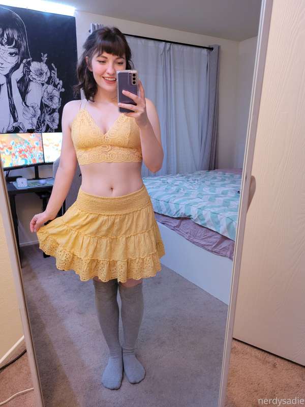 I used to be too scared to wear yellow, but I'm starting to .. 2