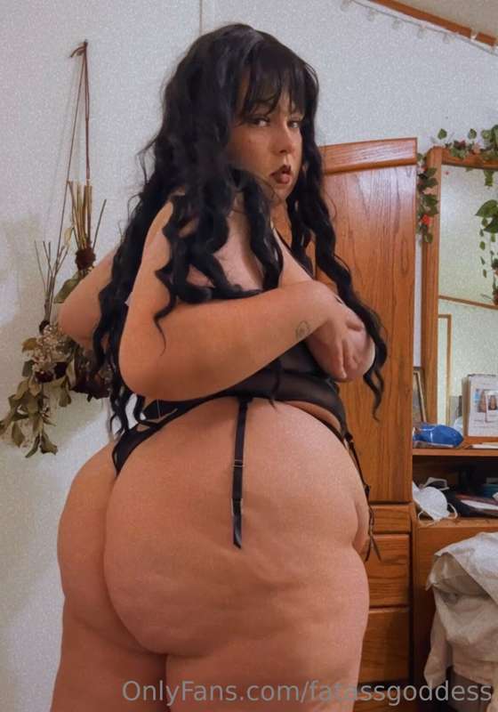 Fatassgoddess - Onlyfans - 13 May, 2023
