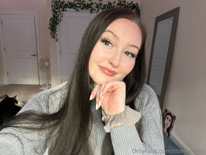 They’re big and want attention🥺 can I get some? 23