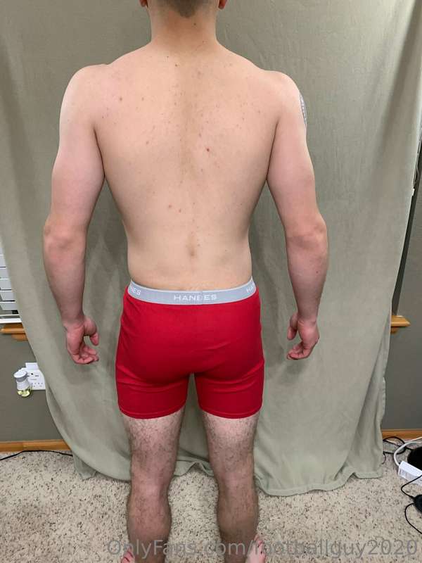 More undies pics from a photo shoot a while back - enjoy. Ca.. 25