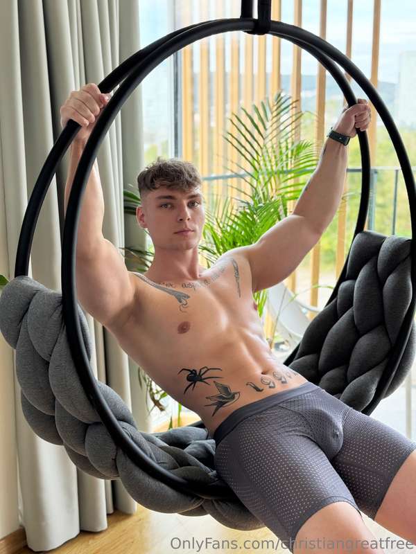 Feeling playful? Let’s get swinging! 😉💦