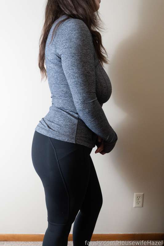 Housewifehazel - Fansly - 02 Jul, 2022 7