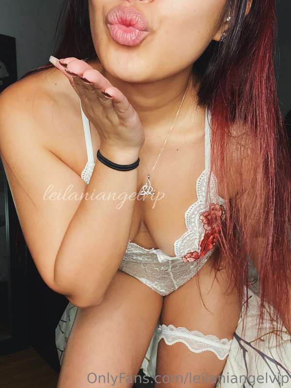 Send me a message ASAP if you'd fuck me in a heartbeat 😈📲