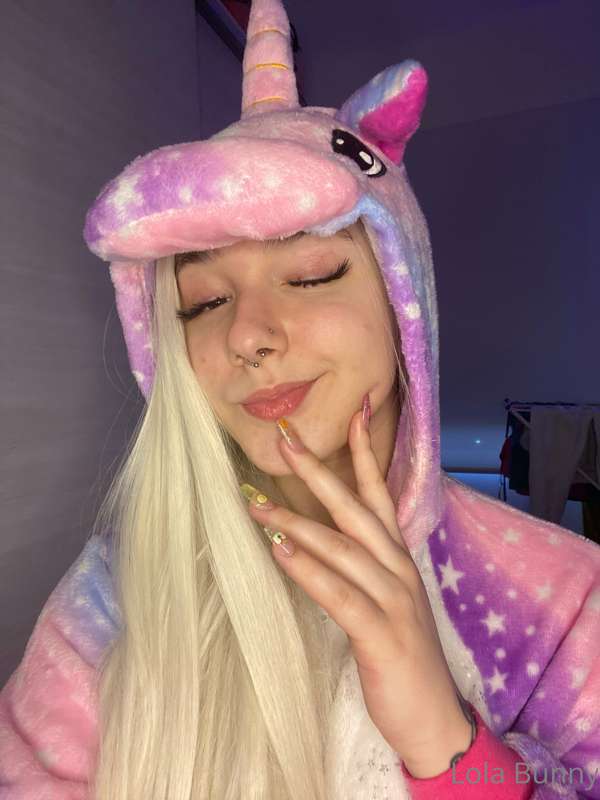 Do you like my pijama, baby? 😍 1
