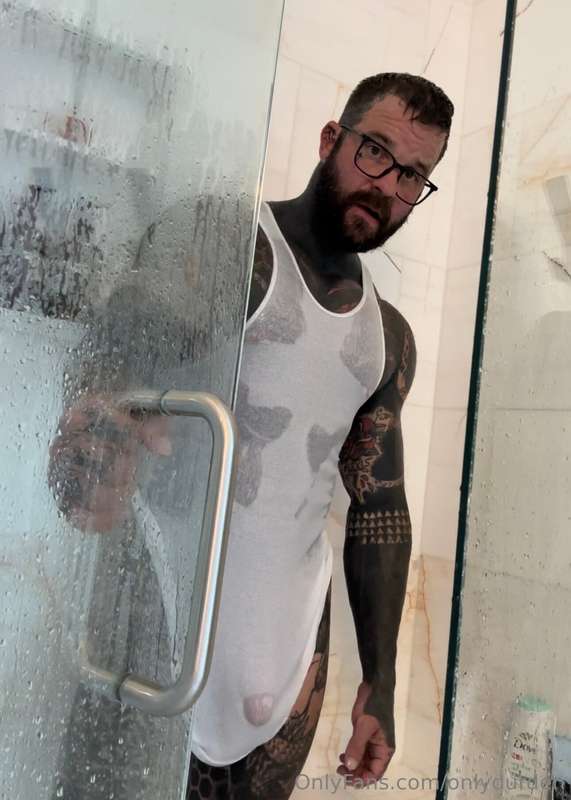 Wanna rinse off 💦