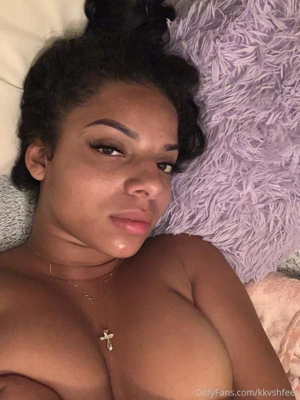 hmu if you're on 😇