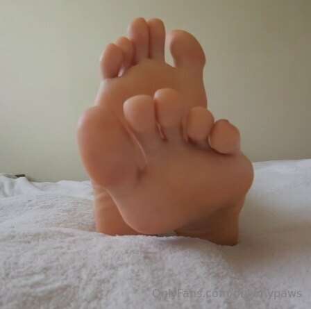 Here are my soft soles. 👣 Are you interested in what they ta.. 1