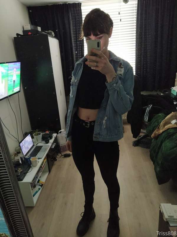 Hi everyone :) 

Wanted to try something a bit different for.. 5