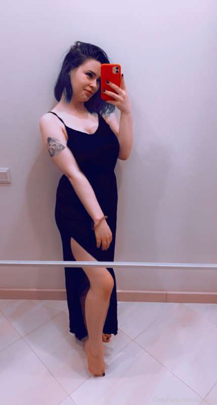 I really like my new dress 😏 😏 😏 5