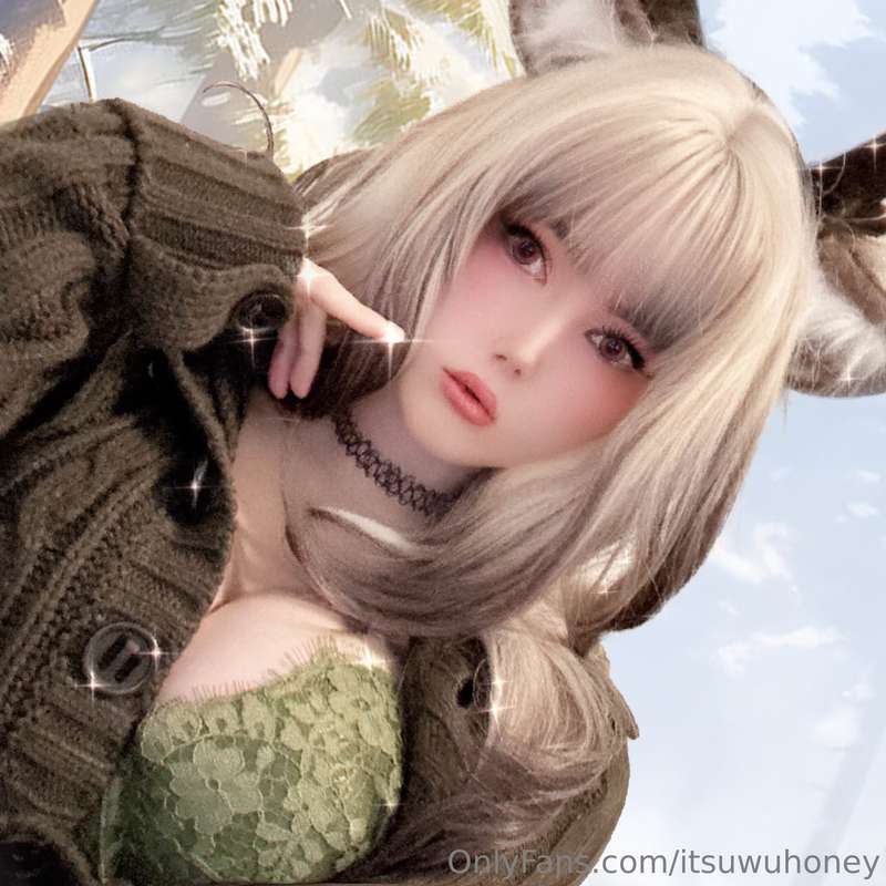 Incoming: fawn girl photo dump!!~ 💖Happy New Year!~ I just f.. 2