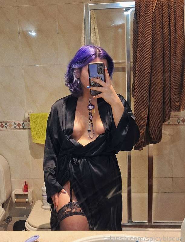 Spicybiscuit - Fansly - 06 Jan, 2025 2