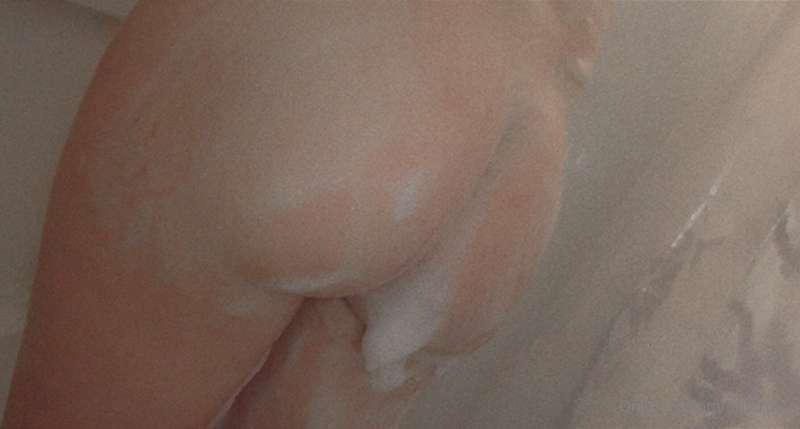 Soapy shower 🌹 3