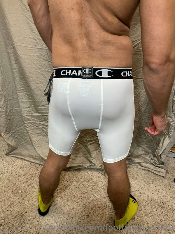 The horny private and his VPL and beefy ass! Set 1 6