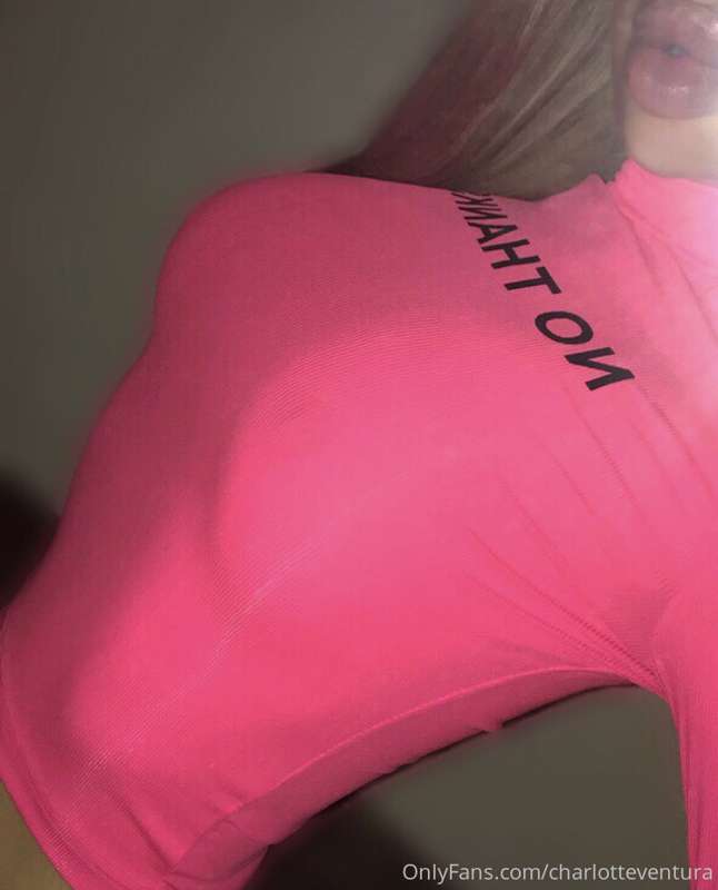 👀