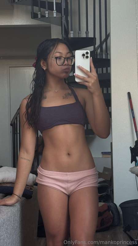 went to the gym for the first time in a couple of weeks >_< .. 1