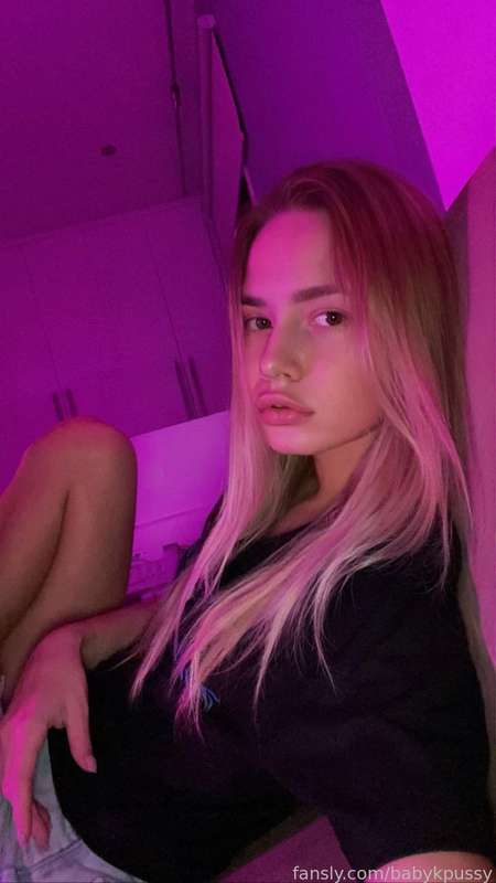 Babykpussy - Fansly - 03 Oct, 2022