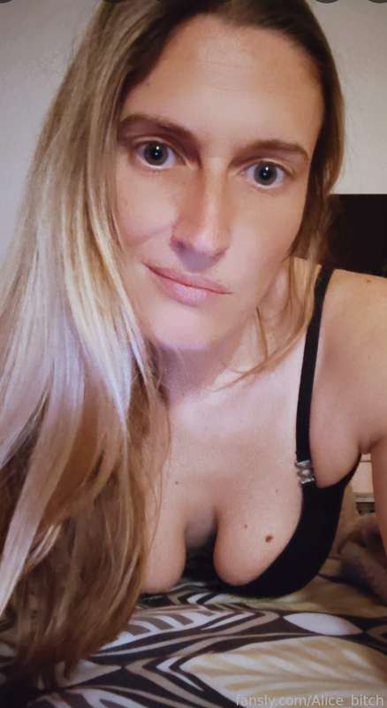 Alice_Bitch - Fansly - 01 Apr, 2024