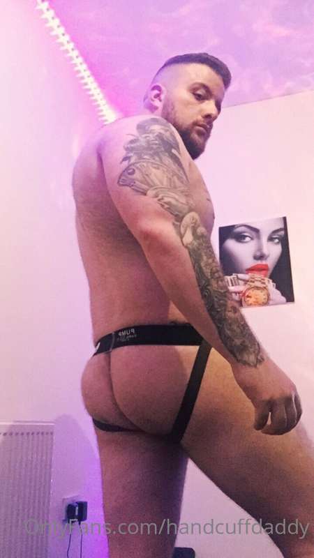 I don’t wear this selection of underwear enough... so here y.. 2