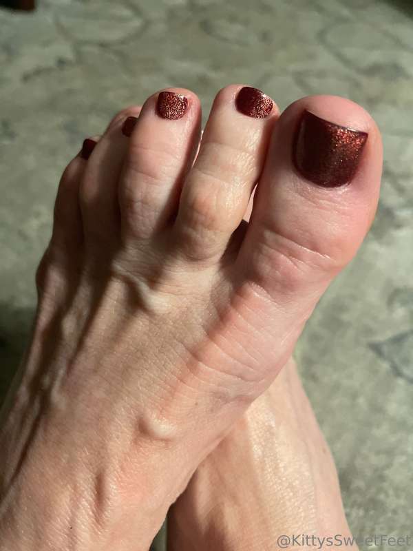 Soft, smooth skin and perfectly polished toes—nothing says i.. 2