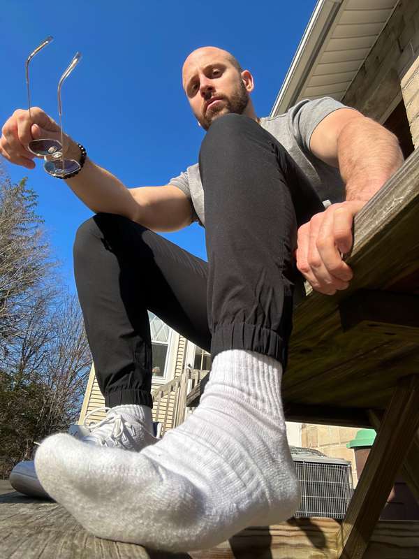 Warm my toes in the sun ? Or warm them on your face ? You ch.. 6
