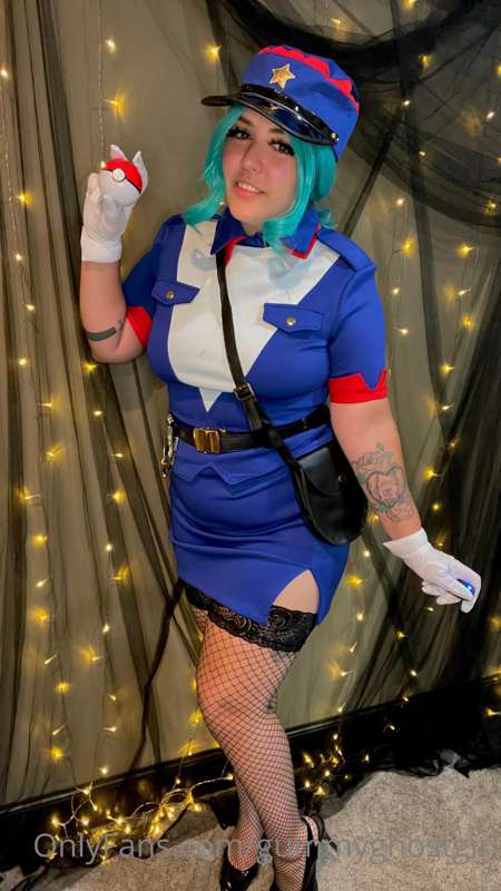 Officer Jenny! 💙 I hope I don’t have to arrest you… 😏 18
