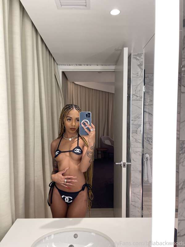 Briabackwoods - Onlyfans - 04 Feb, 2021 2