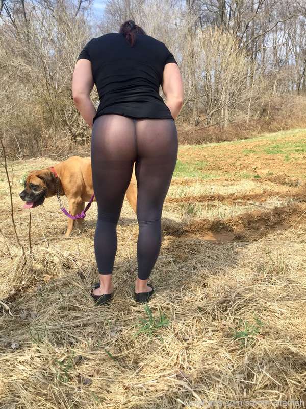 Here’s the next 20 pics. I like flashing my big booty in pub.. 1