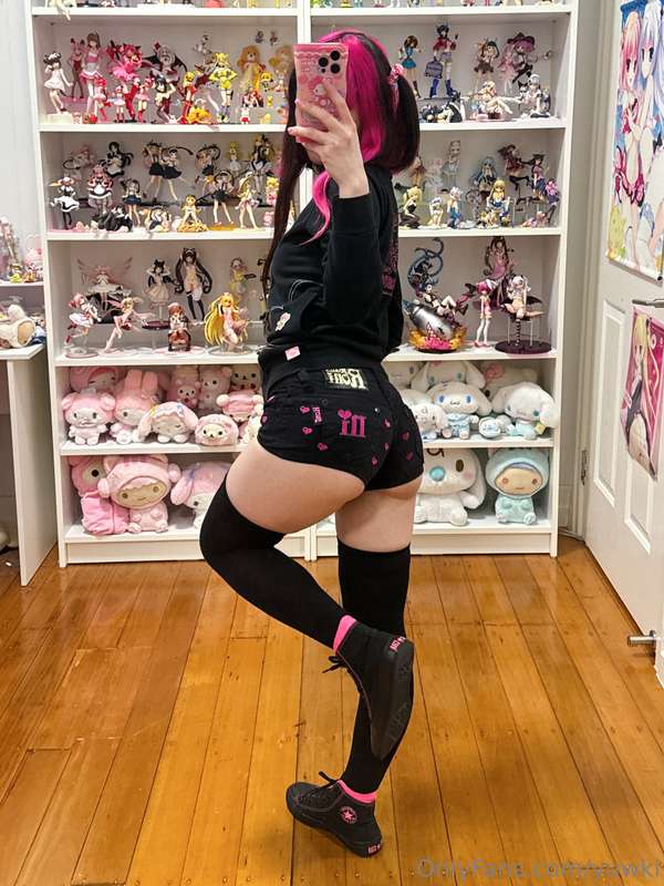 these shorts arent short enough 
