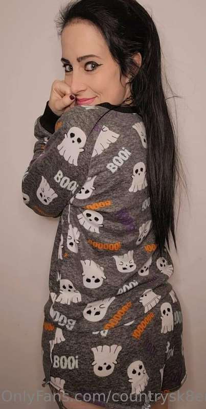 Spooky season 🥰😘 1