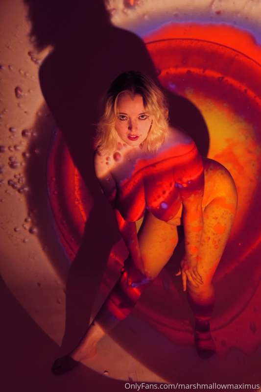 Psychedelic set Part 1/2 🤪✨ more erotic photos in your DMs~ 28