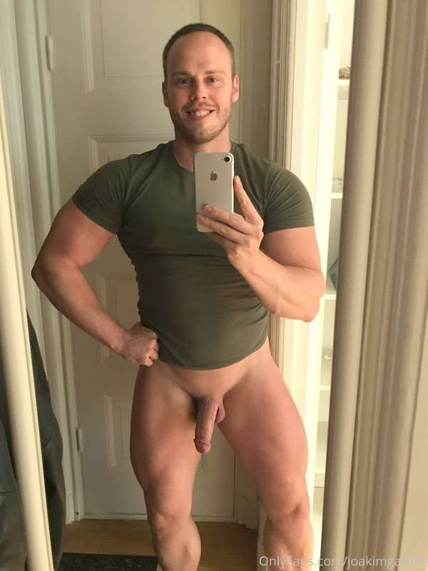 Always so nice to release the legs from pant prison hehe. Al..