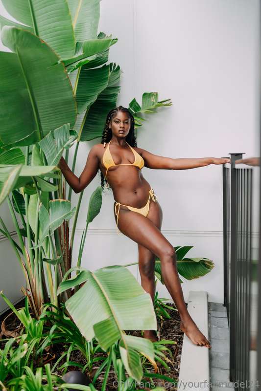 Yourfavmodel24 - Onlyfans - 05 Sep, 2024