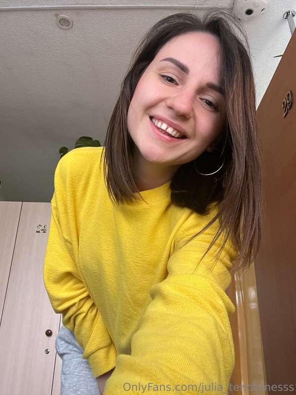 Today is Friday🤗! Wishing you a good sunny mood and unforget..