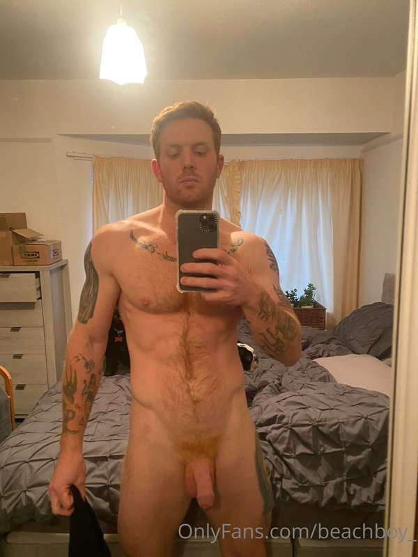 Do you like it when daddy’s big dick and balls hang loose an.. 1
