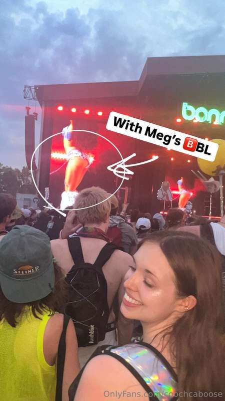 HOliday 🅱️BL FESTIVAL 🅱️AZZAR 🎄🤹🏻‍♀️🍑💯🚨 SUS METER = FAIRLY M..