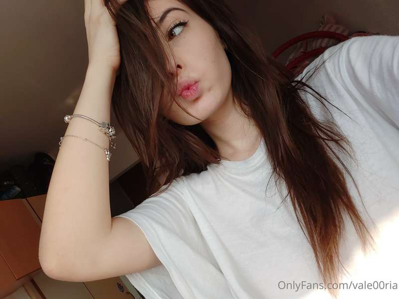 Sono Bella (no! non è che me la tiro! Mi chiamo cosi! ahah) ..